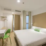 Smartroom Ξενοδοχείο 2*