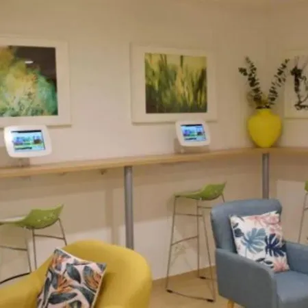 Smartroom Ξενοδοχείο 2*